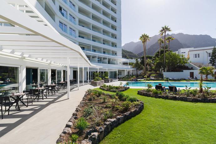 Imagen de los exteriores del Hotel Oceano Health Spa. Foto 13