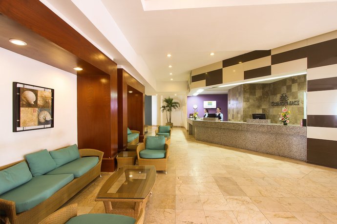 Imagen de los interiores del Hotel Oceano Palace Beach. Foto 11