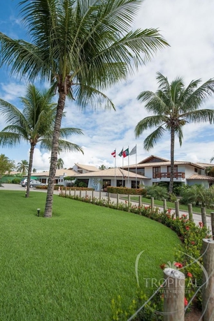 Imagen de los exteriores del Hotel Oceano Praia. Foto 8