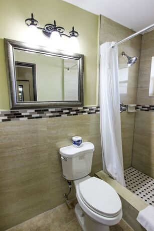 Imagen general del Hotel Oceans Beach Resort. Foto 4
