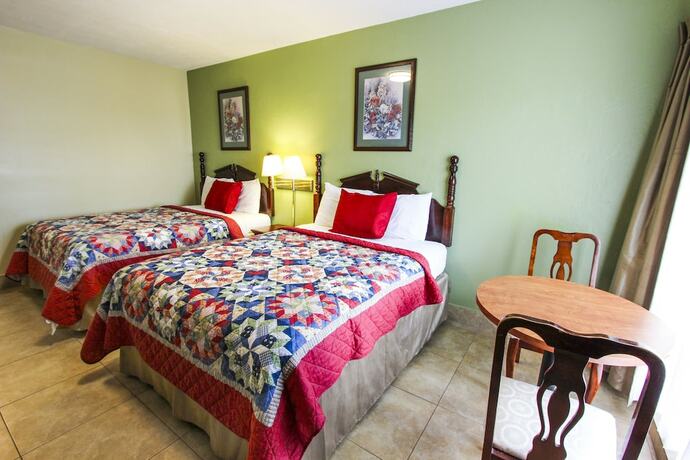 Imagen de la habitación del Hotel Oceans Beach Resort. Foto 18