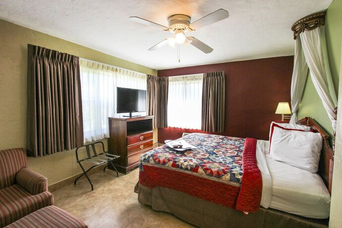 Imagen general del Hotel Oceans Beach Resort. Foto 8