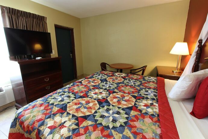 Imagen de la habitación del Hotel Oceans Beach Resort. Foto 19