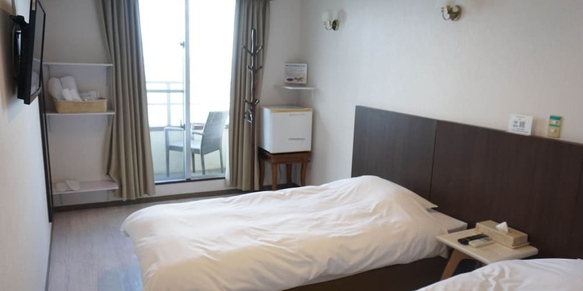 Imagen de la habitación del Hotel Oceans Nakijin. Foto 25