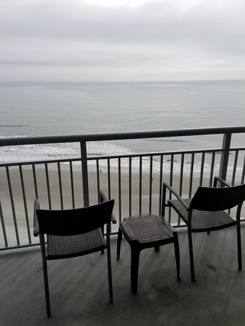 Imagen de la habitación del Hotel Oceans One Resort. Foto 2