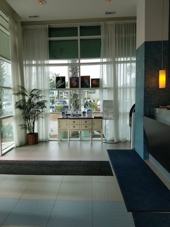 Imagen de los interiores del Hotel Oceans One Resort. Foto 16