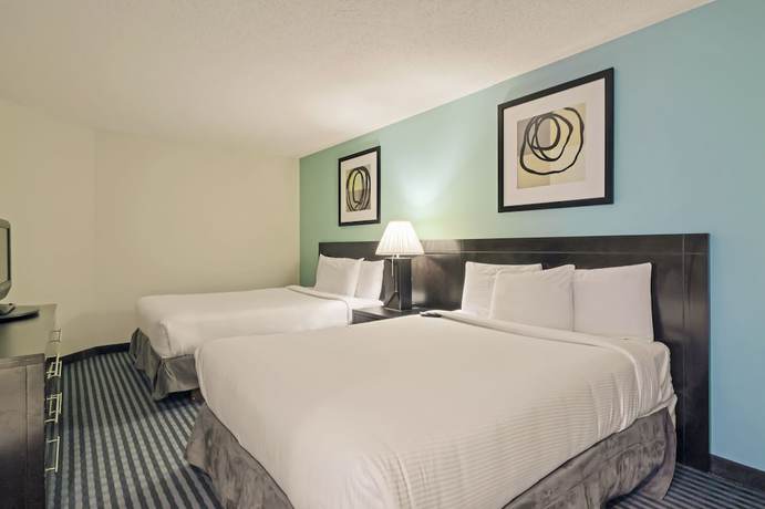 Imagen de la habitación del Hotel Oceans One Resort. Foto 10