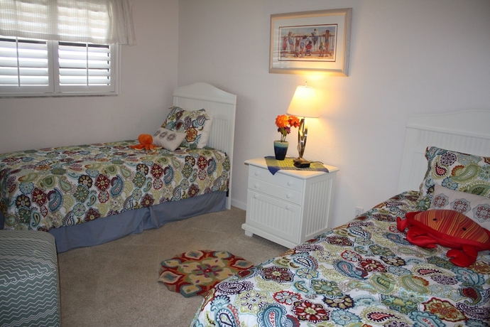 Imagen de la habitación del Hotel Ocean's Reach Condominiums. Foto 6