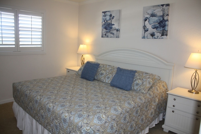 Imagen de la habitación del Hotel Ocean's Reach Condominiums. Foto 11