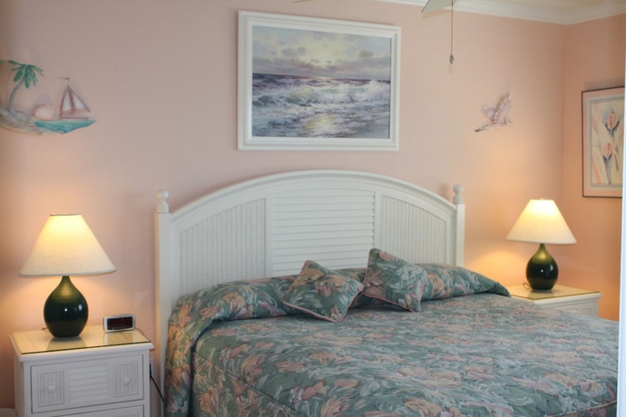 Imagen de la habitación del Hotel Ocean's Reach Condominiums. Foto 14