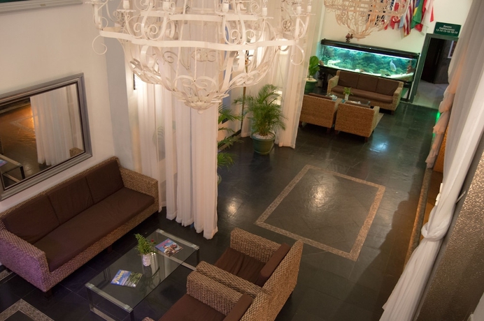 Imagen de los interiores del Hotel Oceans Two Resort. Foto 15