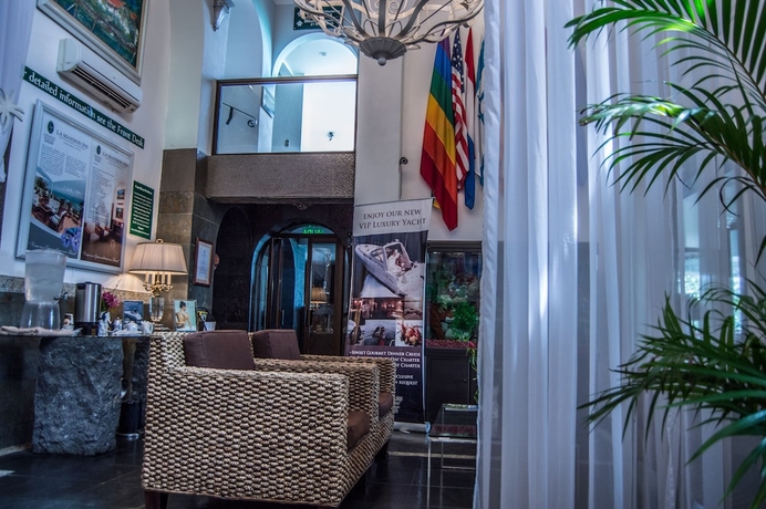 Imagen de los interiores del Hotel Oceans Two Resort. Foto 16