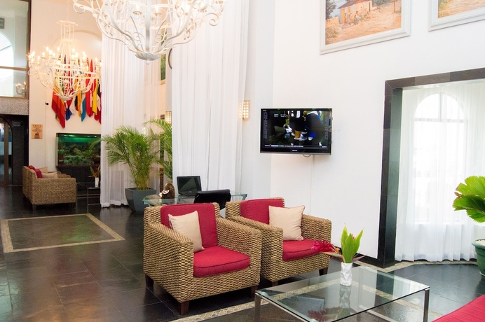 Imagen de los interiores del Hotel Oceans Two Resort. Foto 19