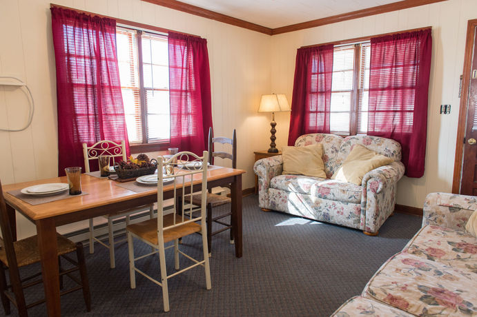 Imagen de los interiores del Hotel Oceanside Court By Kees Vacations. Foto 15