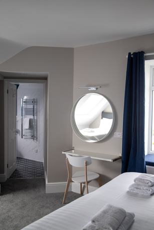 Imagen de la habitación del Hotel Oceanside. Foto 6