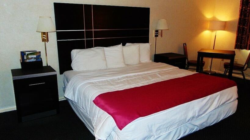 Imagen de la habitación del Hotel Oceanside Lodge. Foto 16