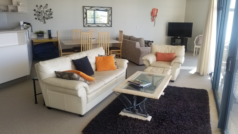 Imagen de la habitación del Hotel Oceanside Resort and Twin Towers. Foto 6