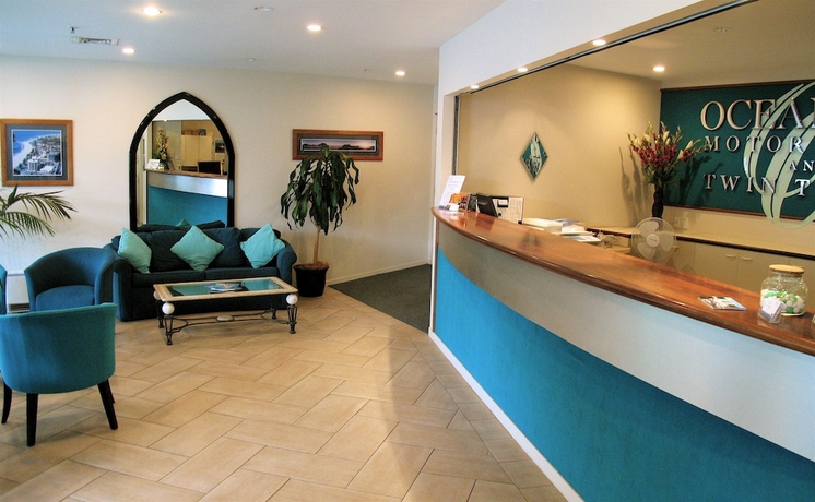 Imagen de los interiores del Hotel Oceanside Resort and Twin Towers. Foto 19