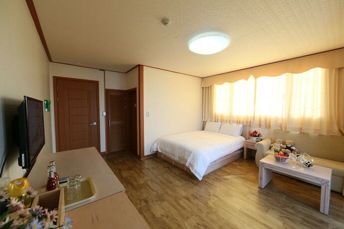 Imagen de la habitación del Hotel Oceanview Resortel. Foto 23