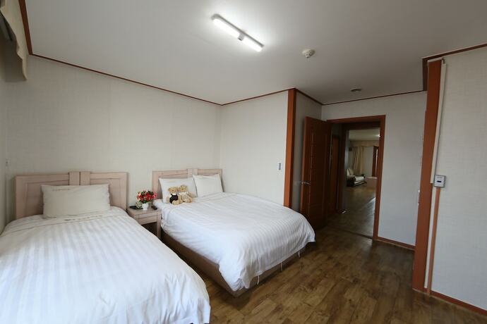 Imagen de la habitación del Hotel Oceanview Resortel. Foto 25