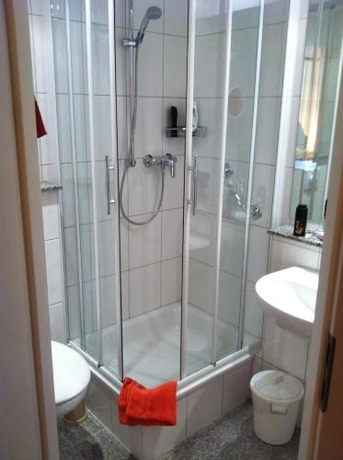 Imagen de la habitación del Hotel Ochsen Kehl-kork. Foto 7