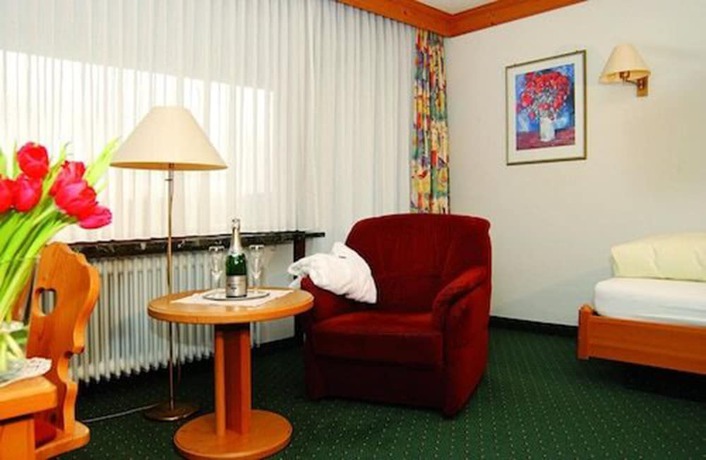 Imagen de la habitación del Hotel Ochsen, Lenzkirch. Foto 19