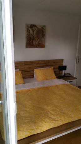 Imagen de la habitación del Hotel Ochsen, WALZENHAUSEN. Foto 12