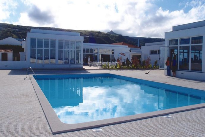 Imagen de la piscina del Hotel Ocidental. Foto 12