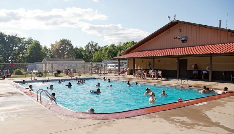 Imagen de la piscina del Hotel O'connell's Rv Campground. Foto 25