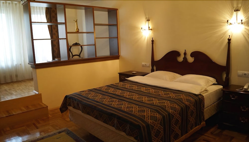 Imagen de la habitación del Hotel Octagon. Foto 6