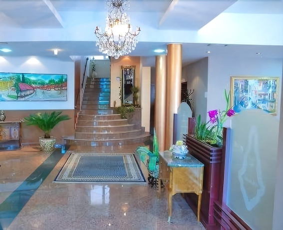 Imagen de los interiores del Hotel Octagon. Foto 18