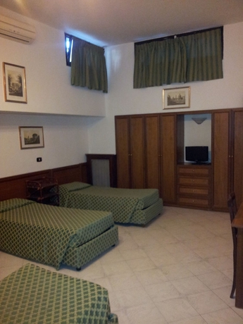 Imagen de la habitación del Hotel Octavia, Cassia. Foto 5