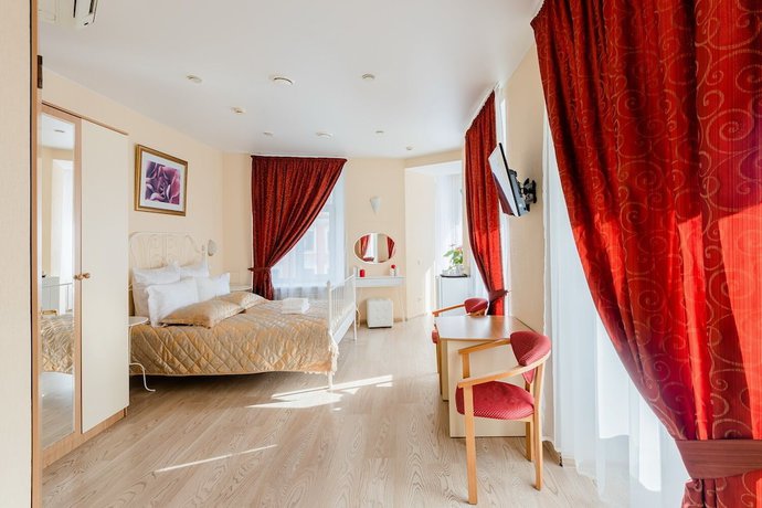 Imagen de la habitación del Hotel Octaviana. Foto 11