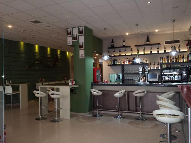 Imagen general del Hotel Ocurris. Foto 7