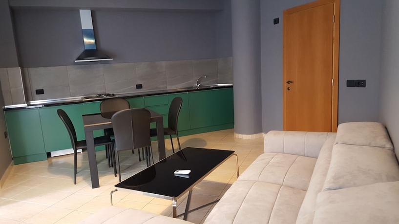 Imagen de la habitación del Hotel Oda Tirana. Foto 11