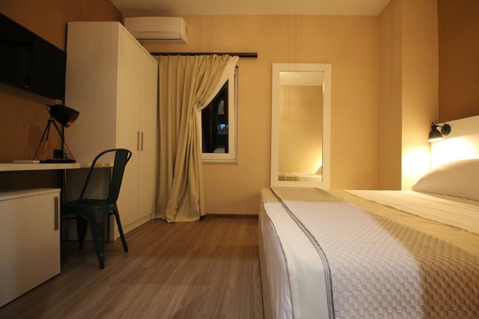 Imagen de la habitación del Hotel Oda Tirana. Foto 12