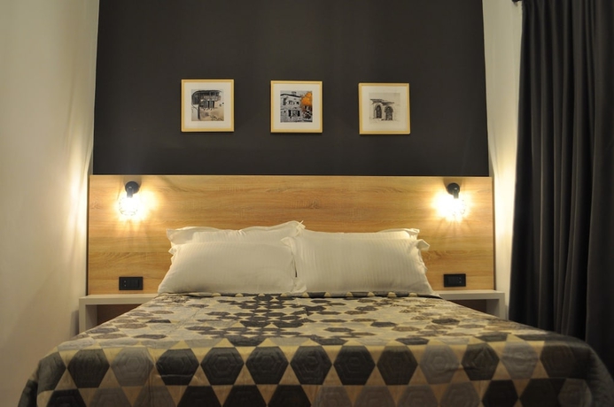 Imagen de la habitación del Hotel Oda Tirana. Foto 13