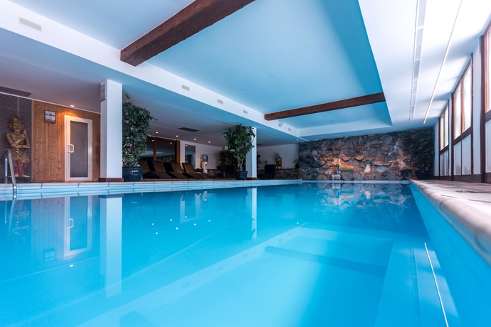 Imagen de la piscina del Hotel Odalys New Solarium. Foto 16