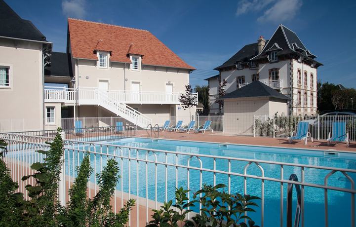 Imagen de la piscina del Hotel Odalys R&eacute;sidence Les Dunettes. Foto 18