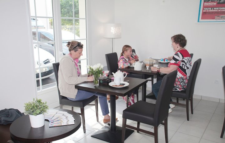 Imagen del bar/restaurante del Hotel Odalys R&eacute;sidence Les Dunettes. Foto 3
