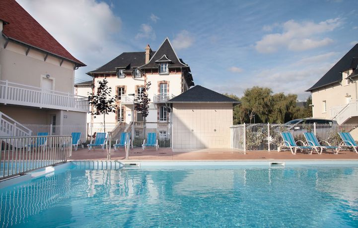Imagen de la piscina del Hotel Odalys R&eacute;sidence Les Dunettes. Foto 20