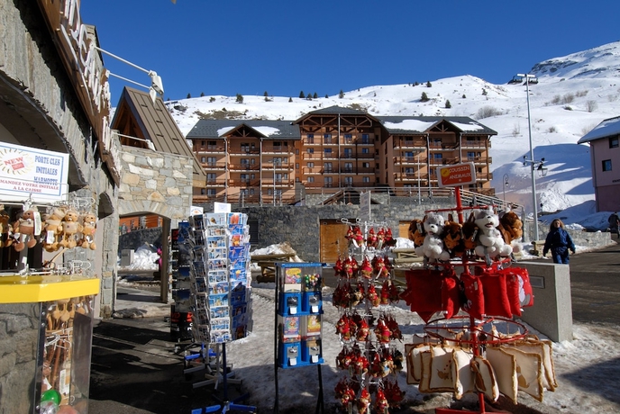 Imagen de los interiores del Hotel Odalys R&eacute;sidence L'ours Blanc. Foto 17