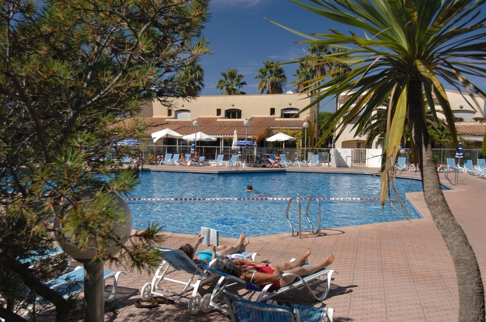 Imagen de la piscina del Hotel Odalys R&eacute;sidence Saint Loup. Foto 14