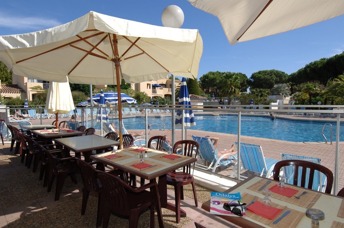 Imagen del bar/restaurante del Hotel Odalys R&eacute;sidence Saint Loup. Foto 4
