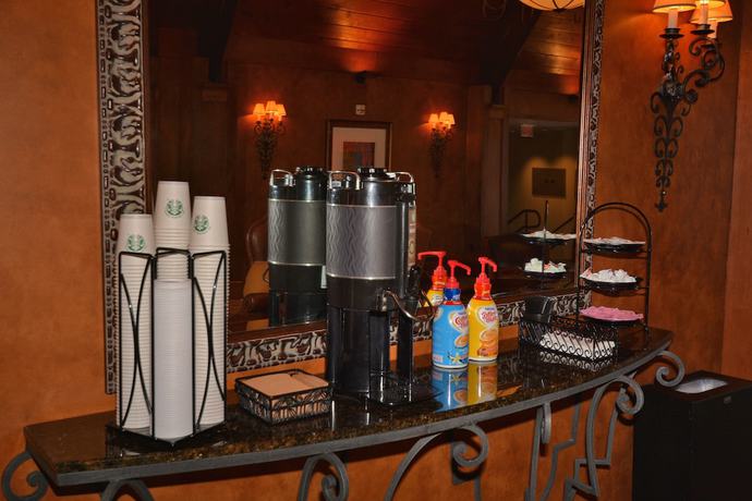 Imagen del bar/restaurante del Hotel Odawa. Foto 4