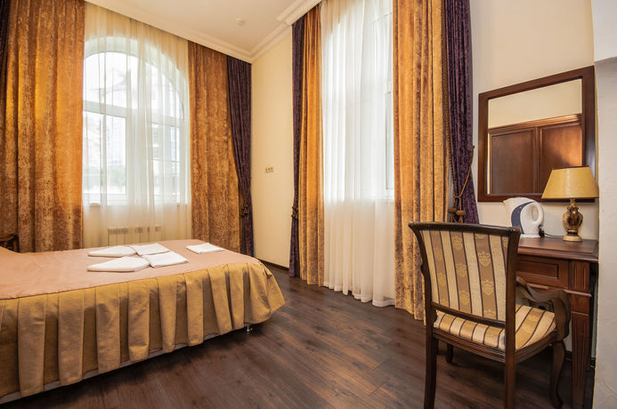 Imagen de la habitación del Hotel Odeon Hotel. Foto 4