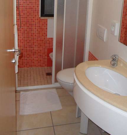 Imagen de la habitación del Hotel Odeon, Pinarella di Cervia. Foto 6