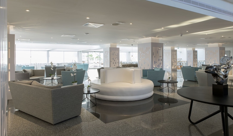 Imagen de los interiores del Hotel Odessa Beach. Foto 13