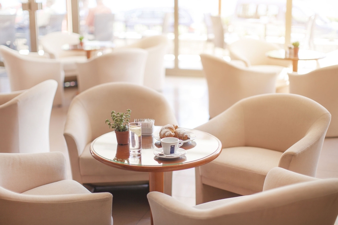 Imagen de los interiores del Hotel Odisej. Foto 14