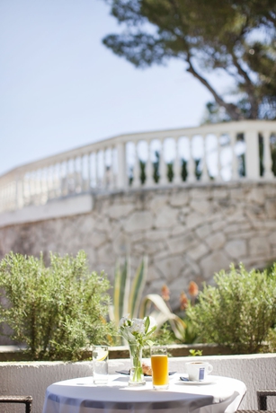 Imagen del bar/restaurante del Hotel Odisej. Foto 5